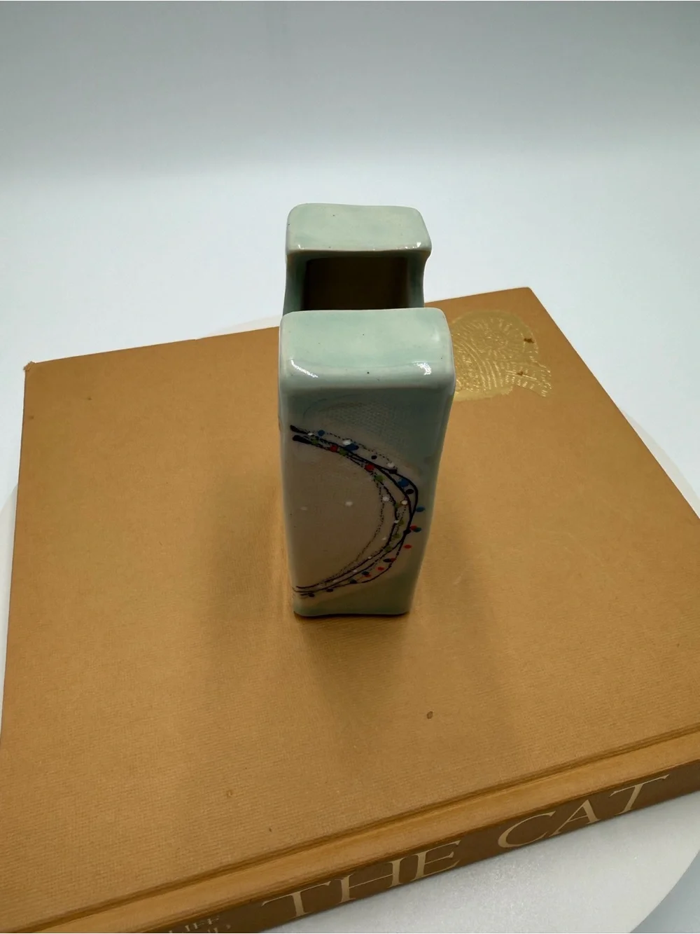 Ceramic Vase with Delicate Dot Garland Design - Cream